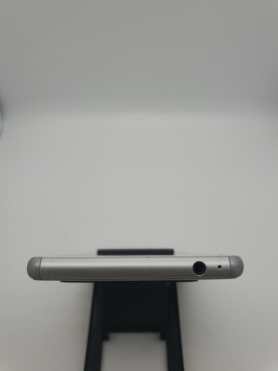 Sony Xperia M4 Aqua 8GB  Weiß, ohne Simlock, Defekt! Keine Funktion